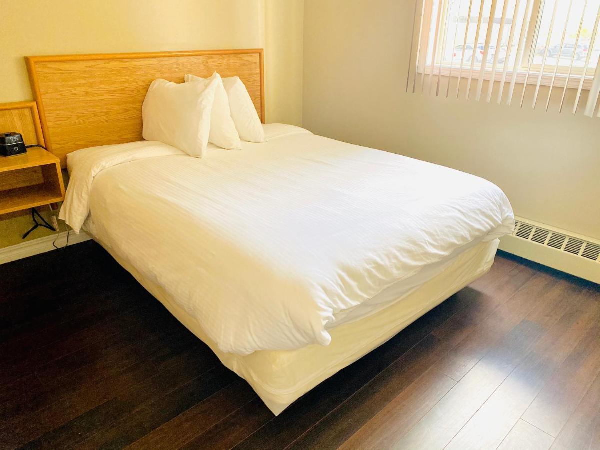 Twilight Country Motel Boyle エクステリア 写真
